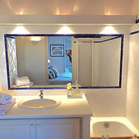 Nieva, Maison De Pecheur Avec Piscine Privee Et Son Bateau