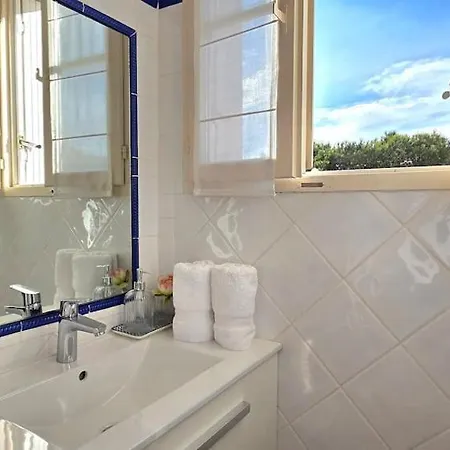 Nieva, Maison De Pecheur Avec Piscine Privee Et Son Bateau