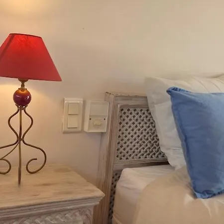 Nieva, Maison De Pêcheur Avec Piscine Et Bateau Villa Grimaud