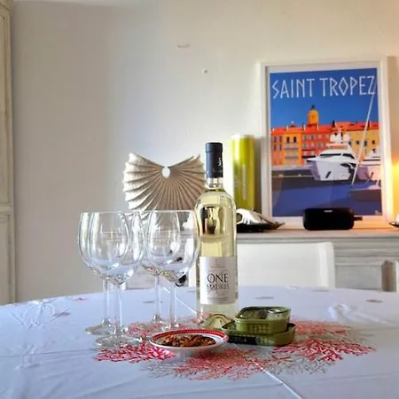 Nieva, Maison De Pêcheur Avec Piscine Et Bateau Villa