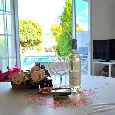 Nieva, Maison De Pecheur Avec Piscine Privee Et Son Bateau فيلة *