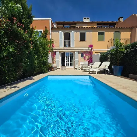 Nieva, Maison De Pecheur Avec Piscine Privee Et Son Bateau * Grimaud