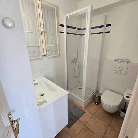 Nieva, Maison De Pecheur Avec Piscine Privee Et Son Bateau Villa